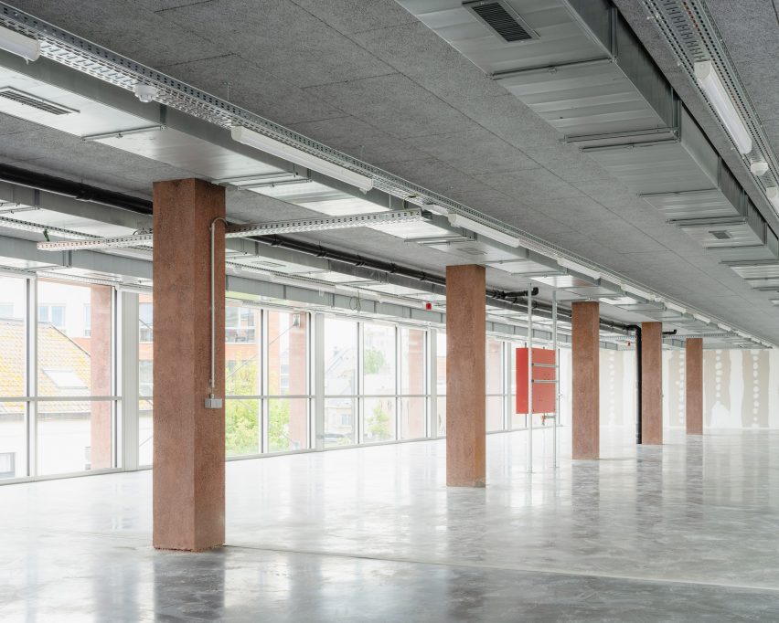 Atelier PPW by NWLND Rogiers Vandeputte and architect Kris Broidioi
