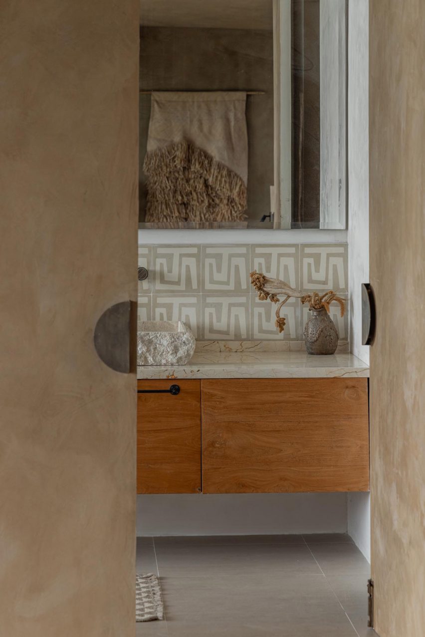 Bathroom in Bi Design House in Bali