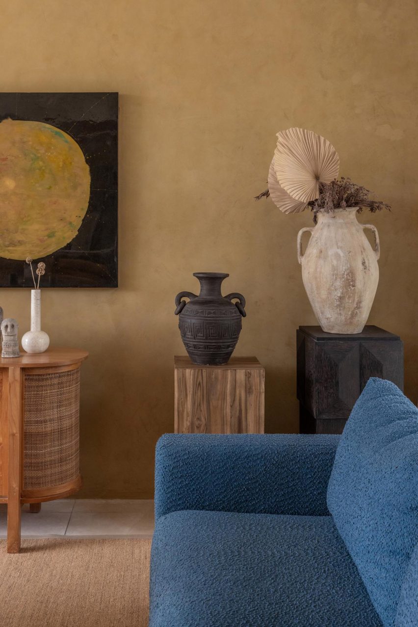 Living room in Bi Design House in Bali