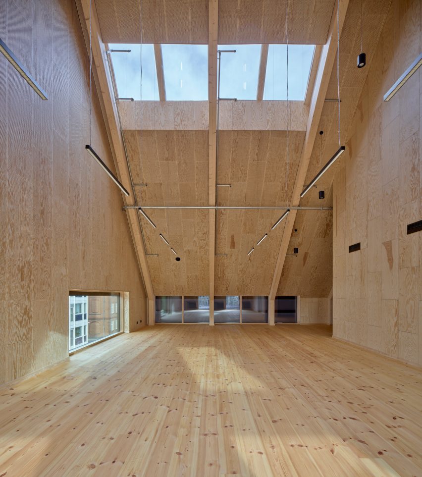 Centre for Health by Dorte Mandrup
