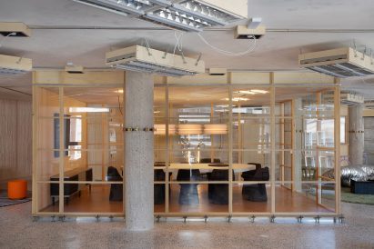 Timber meeting room box in showroom by Lucas Muñoz