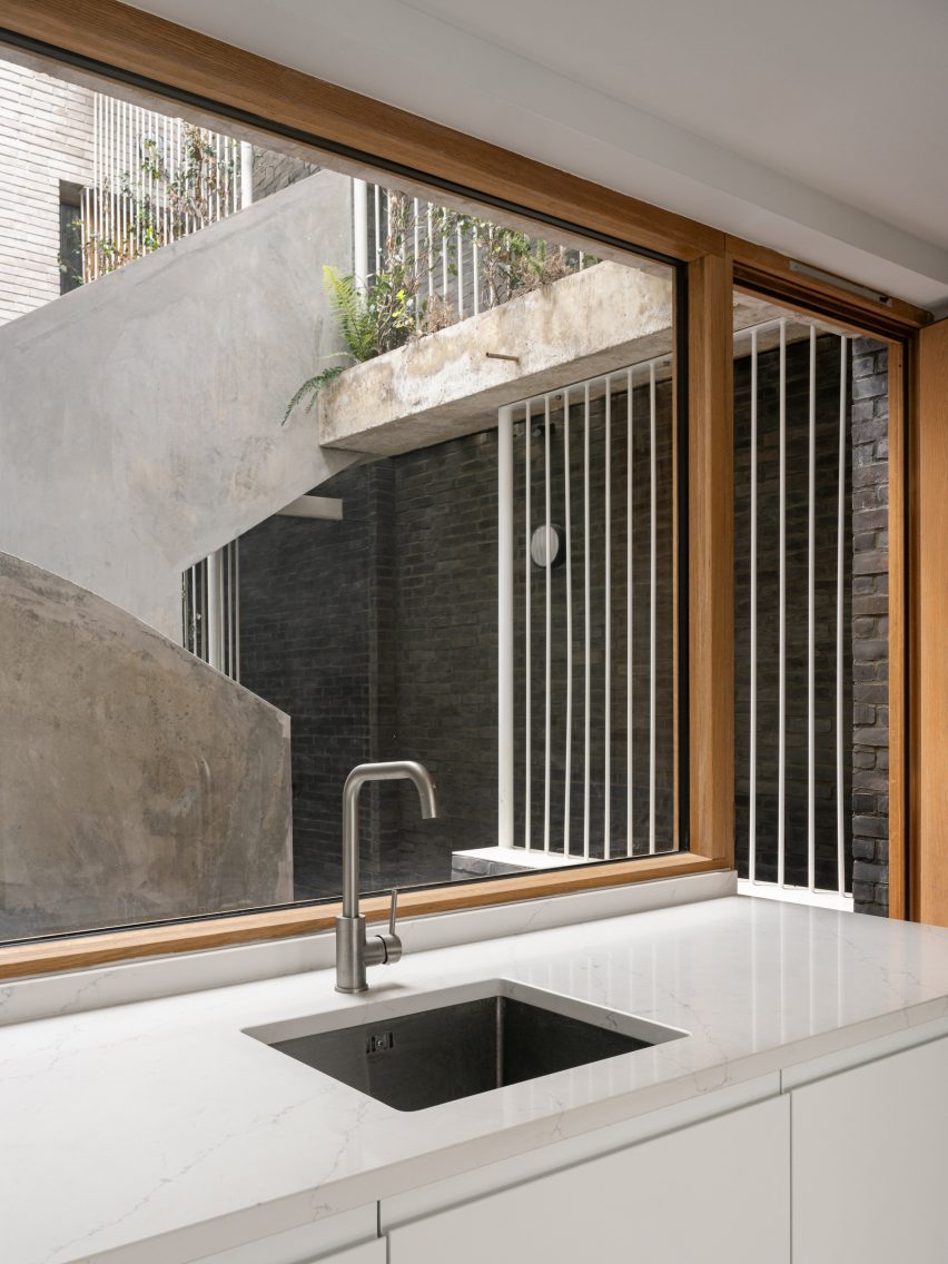 112 Peckham High Street by Cuozzo.Company