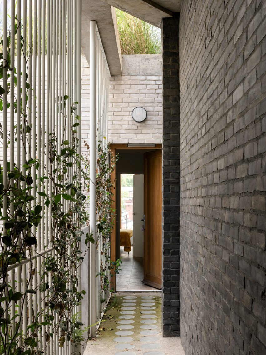 112 Peckham High Street by Cuozzo.Company