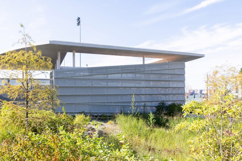 Gansevoort Peninsula Pavilion