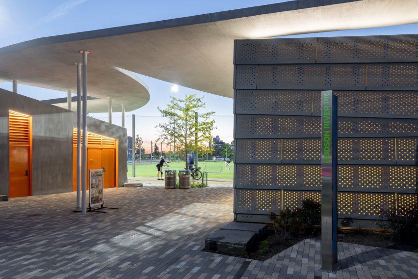 Gansevoort Peninsula Pavilion