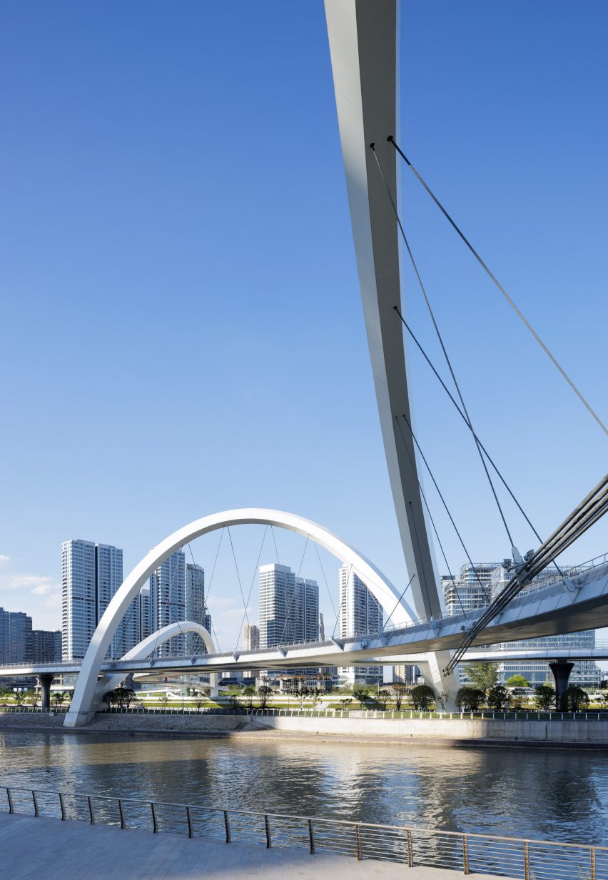 Grand Canal Gateway Bridge in Hangzhou by Zaha Hadid Architects