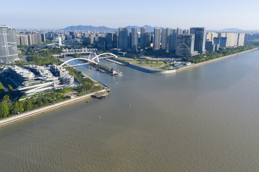 Grand Canal Gateway Bridge in Hangzhou by Zaha Hadid Architects