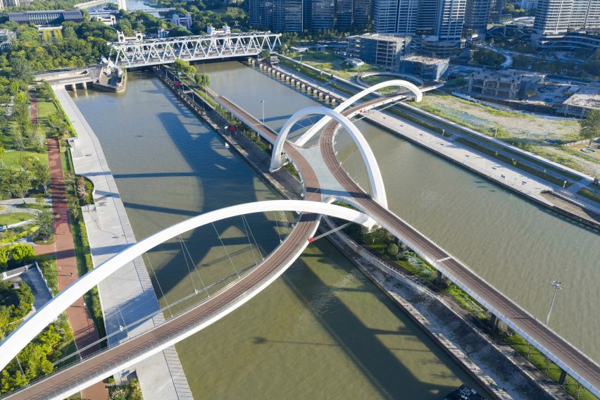 Grand Canal Gateway Bridge in Hangzhou by Zaha Hadid Architects