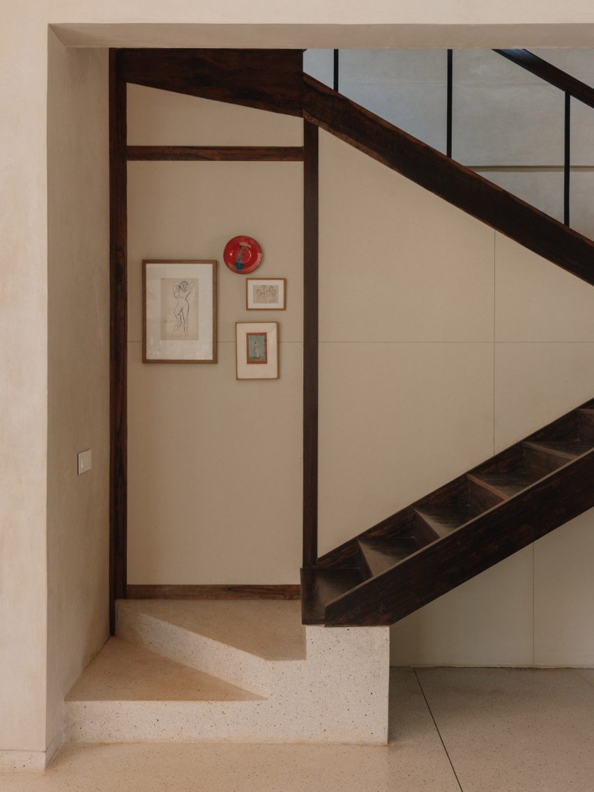 House in Corjeum by Field Atelier