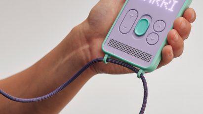 KARRI messenger, generation 2 by Pentagram
