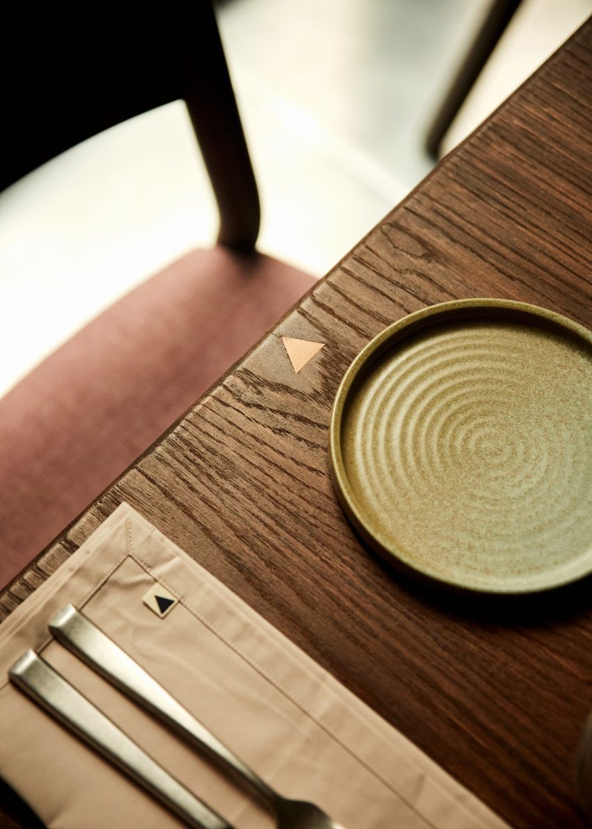 Table in Chilean restaurant Mareida by DAW