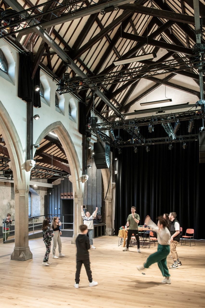 Nyth youth arts centre main hall