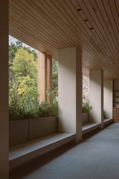 CRB Arquitectos-designed building