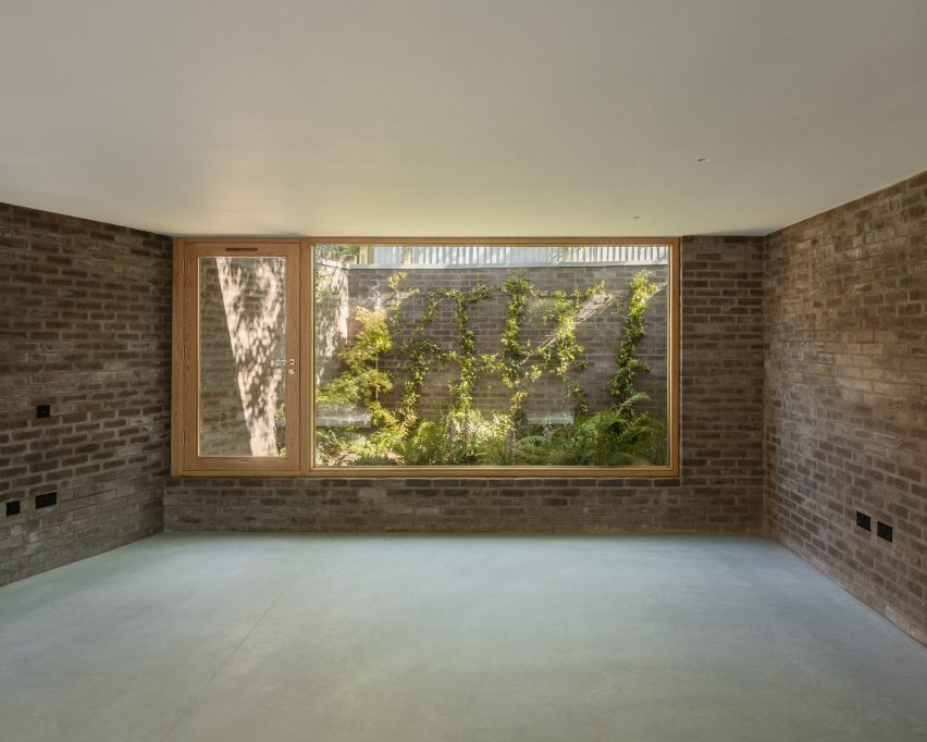 Maresfield Gardens by Pinzauer