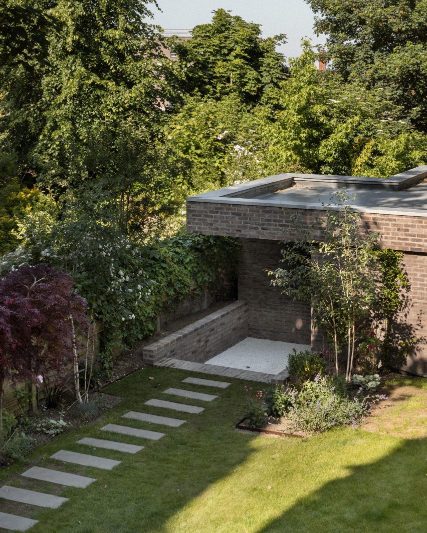 Maresfield Gardens by Pinzauer