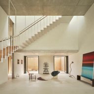 House in Cala Tamarit by Rául Sánchez Architects