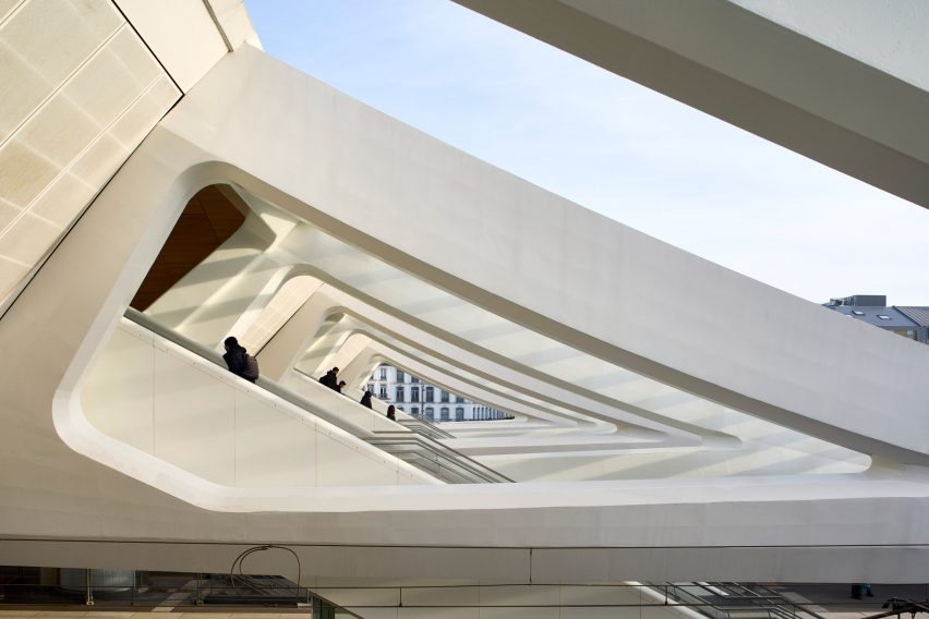 Gare de Mons by Santiago Calatrava