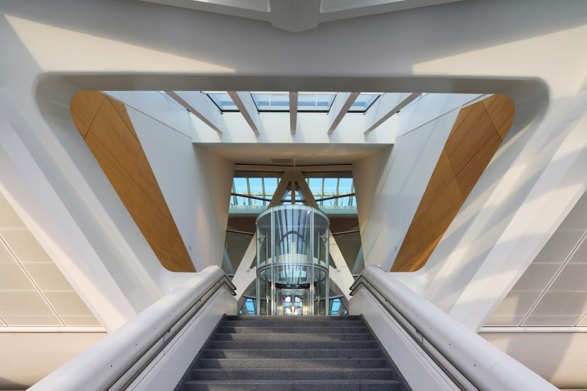 Gare de Mons by Santiago Calatrava