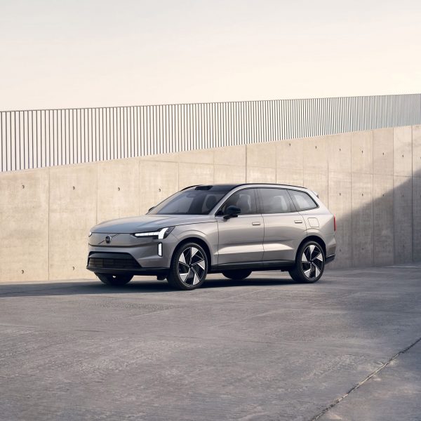Volvo EX90