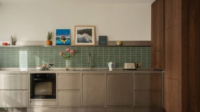 Apartment in Antwerp designed by Weinbenami