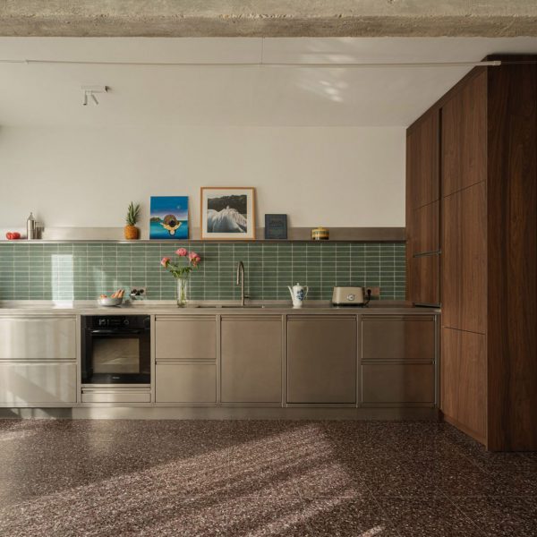 Apartment in Antwerp designed by Weinbenami