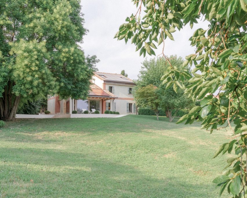 Casolare Biordo Vecchio by Studio Bressan