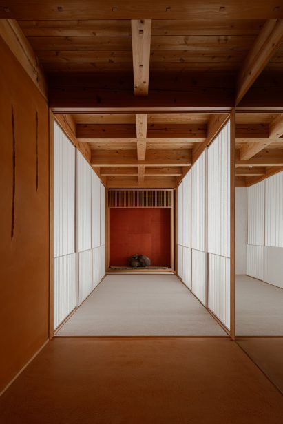 Symbolplus designs interior of its own office in Tokyo, Japan