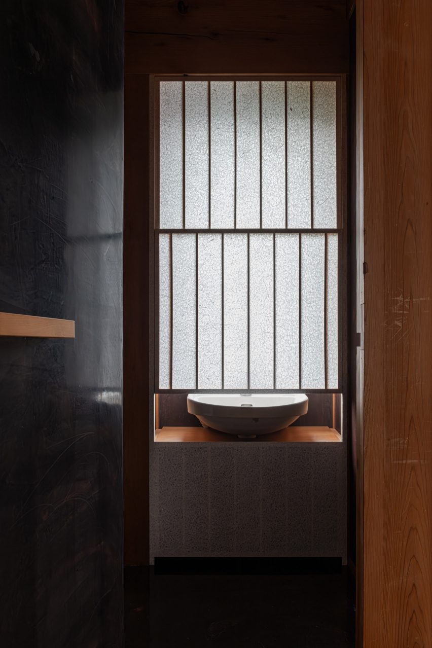 Symbolplus designs interior of its own office in Tokyo, Japan