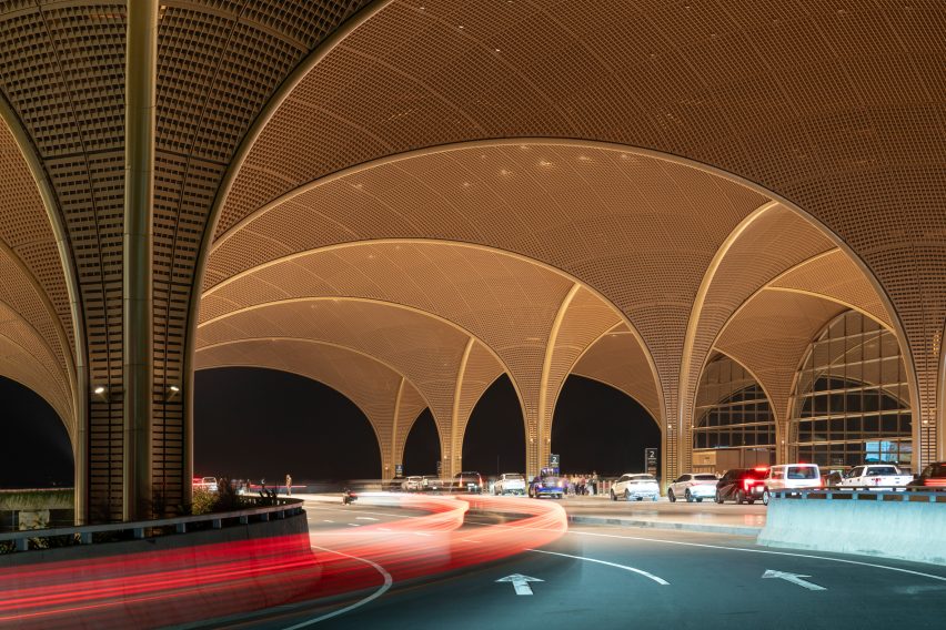Techo International Airport by Foster + Partners
