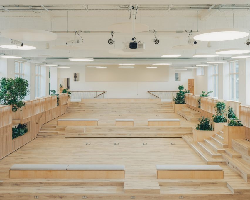 Swimming pool conversion into educational space