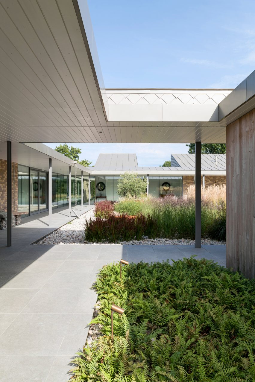 Three Oaks Farm in West Sussex by Nick Willson Architects
