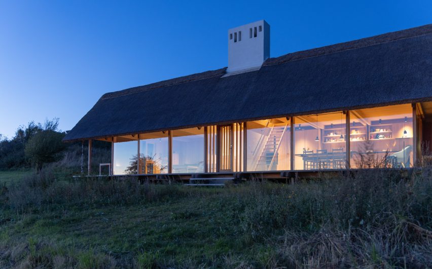 Vejrhøj summerhouse renovation by Studio Marshall Blecher and Jan Henrik Jansen Arkitekter