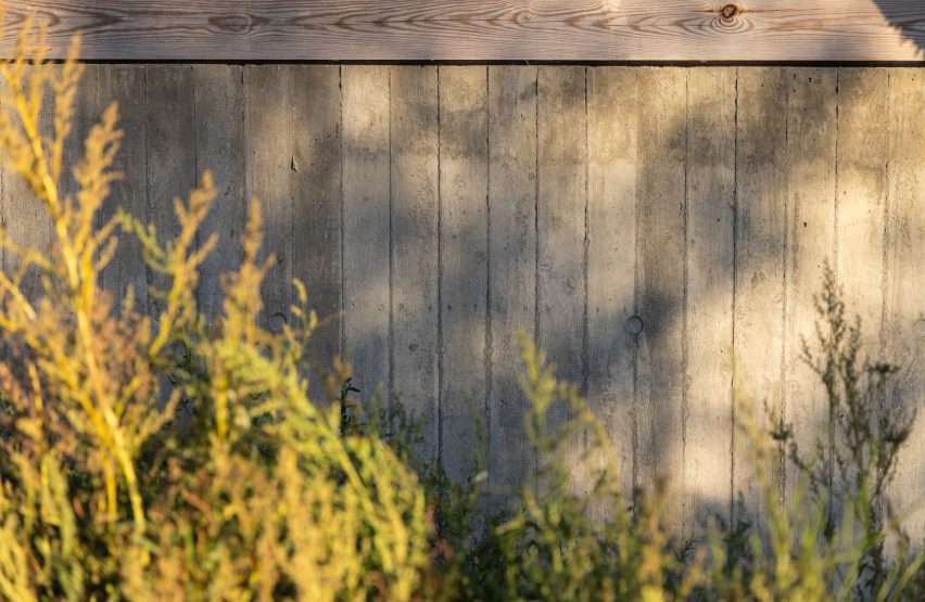 Vejrhøj summerhouse renovation by Studio Marshall Blecher and Jan Henrik Jansen Arkitekter