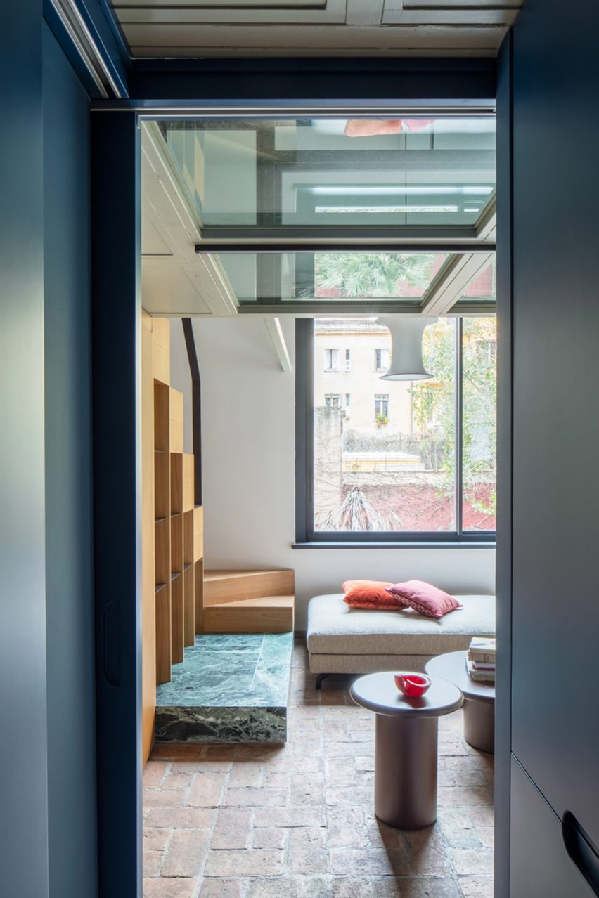 Sofa and coffee table in RA House by StudioTamat