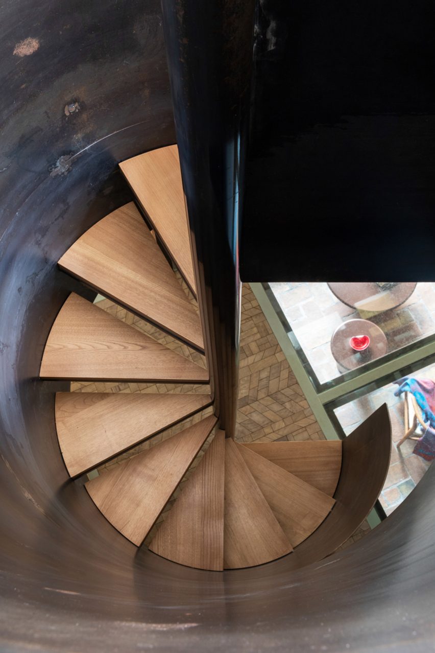 Spital staircase in RA House by StudioTamat