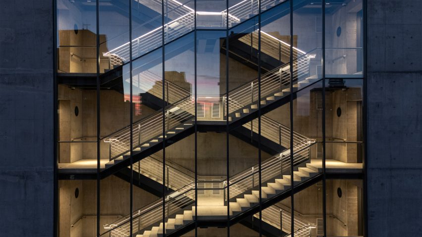 Office tower by Rafael Viñoly Architects