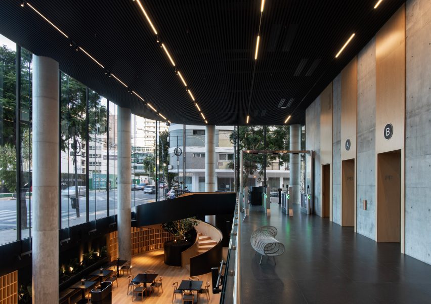 Office tower by Rafael Viñoly Architects