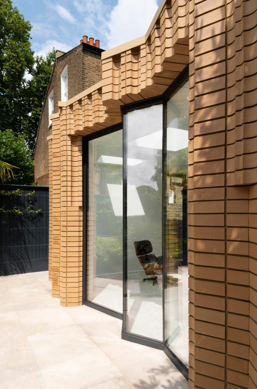 Folded glazing London extension