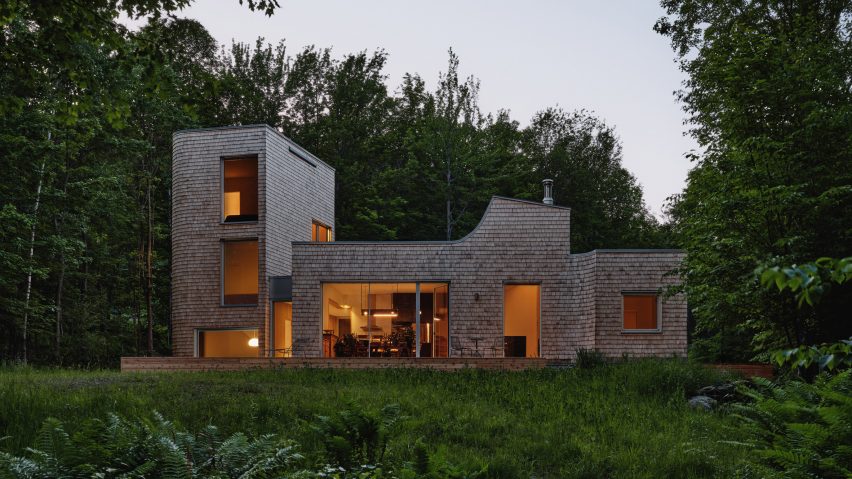 Waterhouse by Oyama and Julia Manaćas Architecte