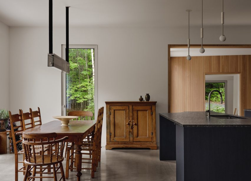 Waterhouse by Oyama and Julia Manaćas Architecte
