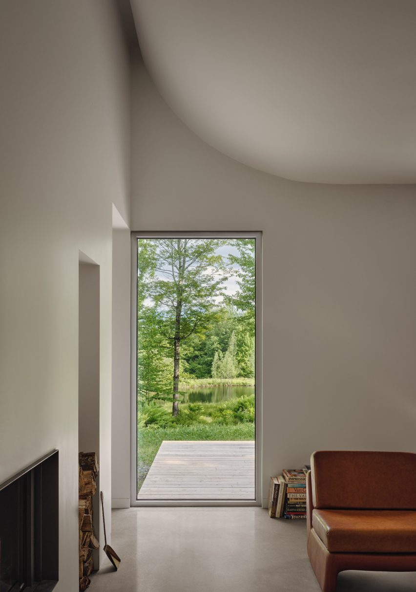 Waterhouse by Oyama and Julia Manaćas Architecte