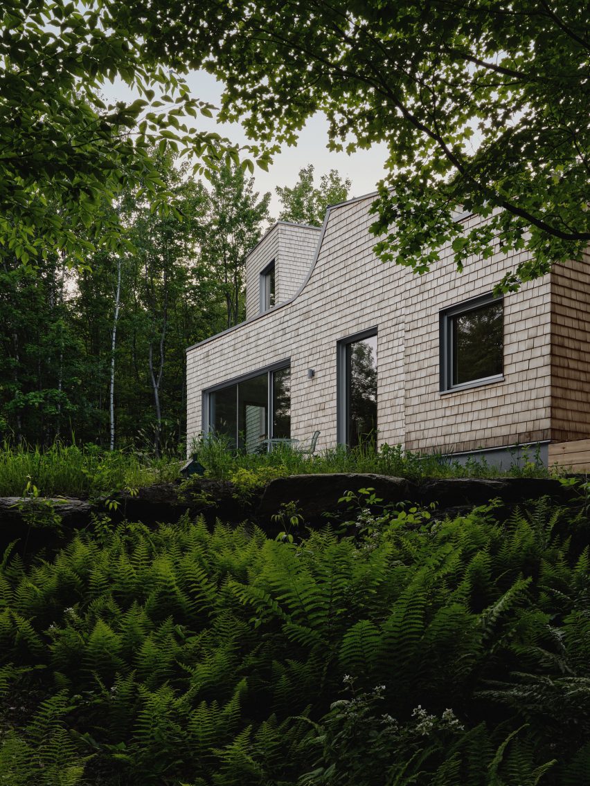 Waterhouse by Oyama and Julia Manaćas Architecte