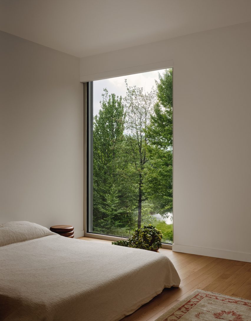 Waterhouse by Oyama and Julia Manaćas Architecte