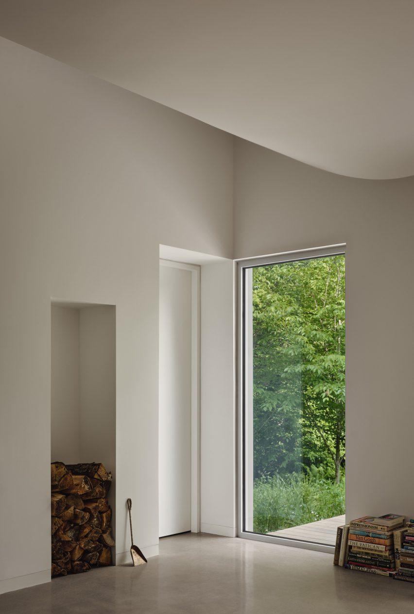 Waterhouse by Oyama and Julia Manaćas Architecte