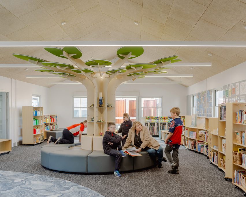 Swan Hill Specialist School by WHDA