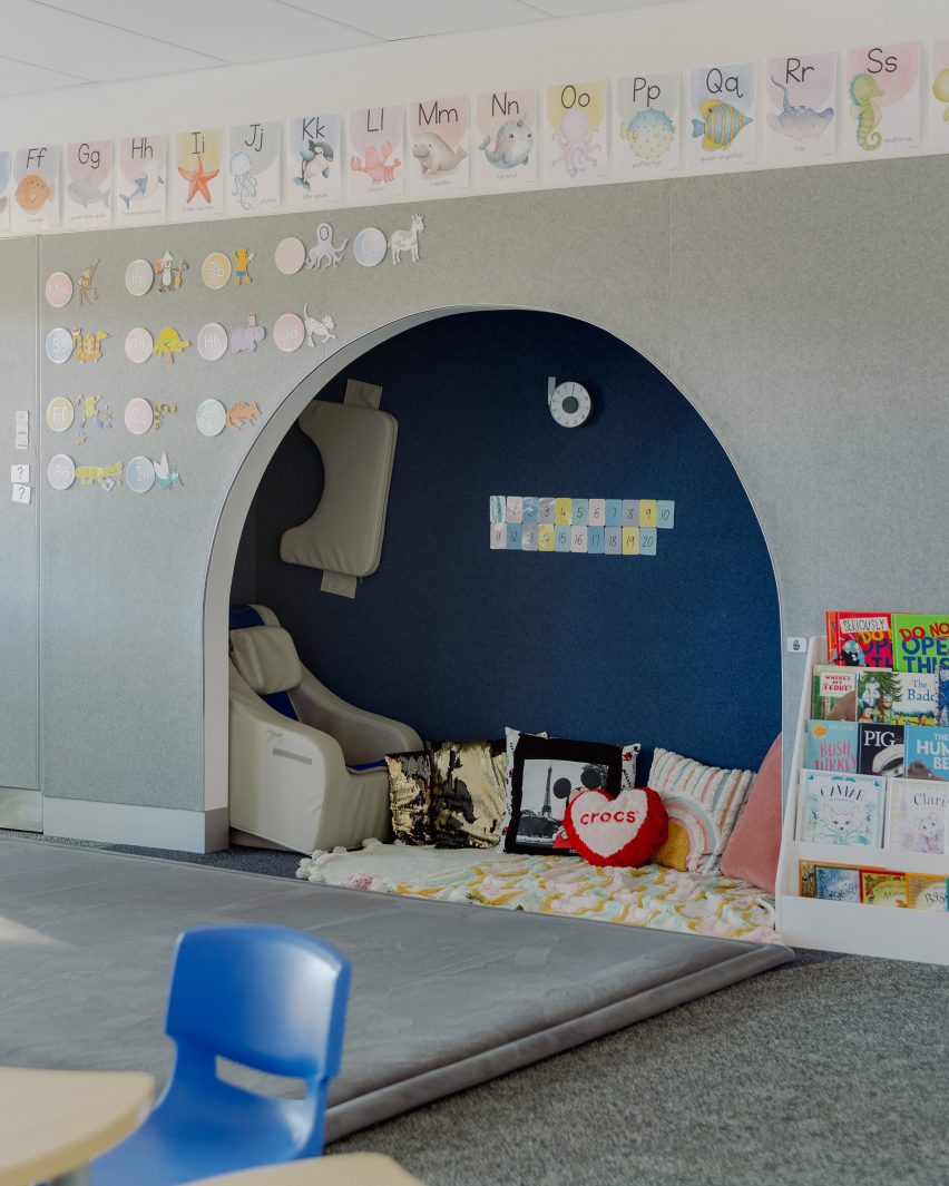 Swan Hill Specialist School by WHDA