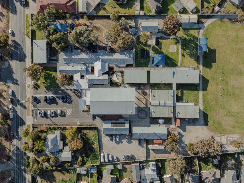 Swan Hill Specialist School by WHDA