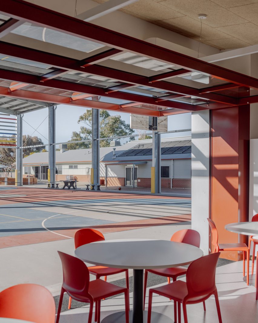 Swan Hill Specialist School by WHDA