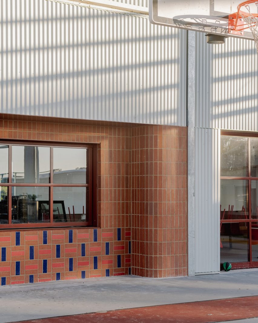 Swan Hill Specialist School by WHDA