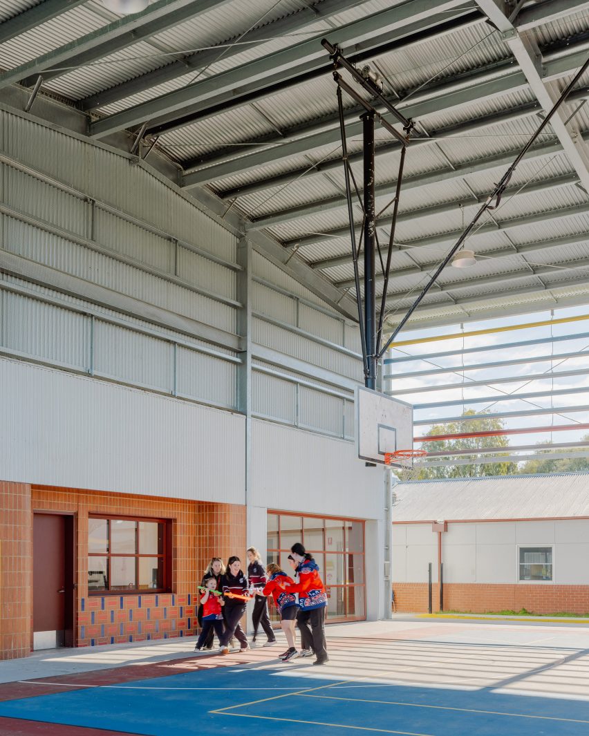 Swan Hill Specialist School by WHDA